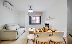 6 Los Boliches, Modern Apartment Near The Beach!